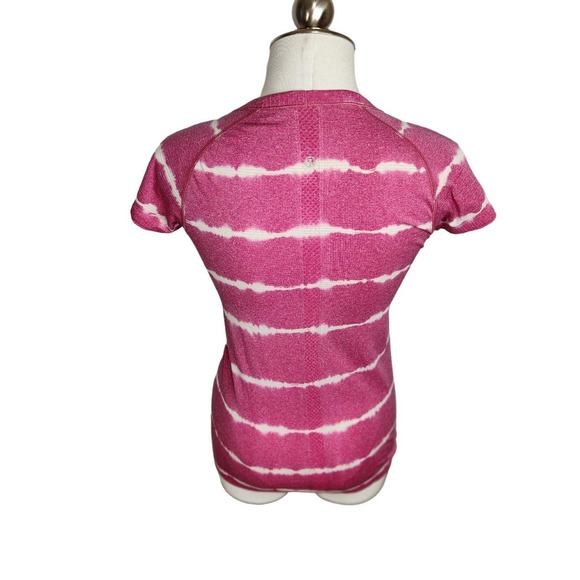 Lululemon Swiftly Tech Short Sleeve Crew Women's Size 6 Cranberry - Picture 5 of 10